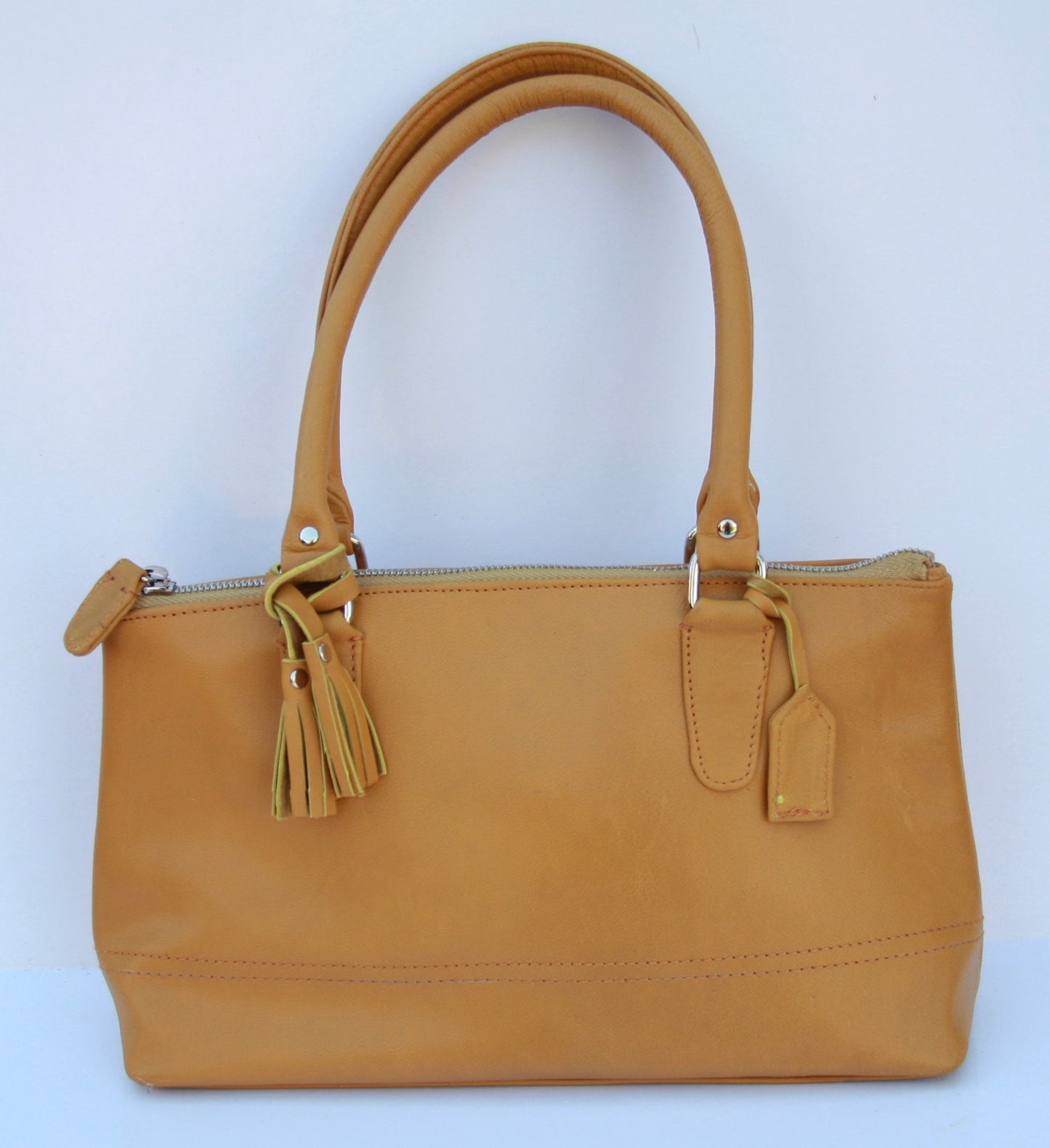 Hats by Felicity Races Handbags
